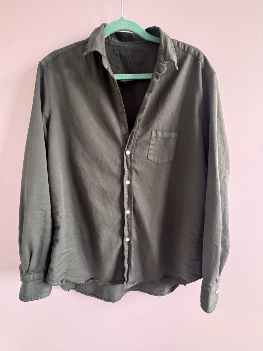 Frank & Eileen distressed Button Up Relaxed Fit Women's Large NWOT